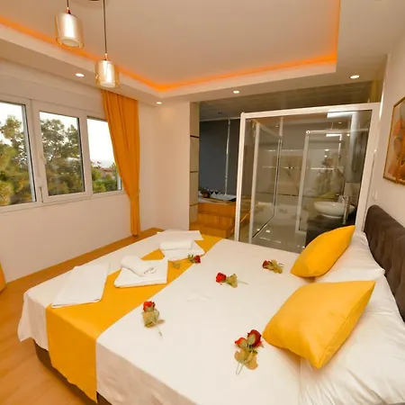 Sole Mare With Private Pool And Jacuzzi *
